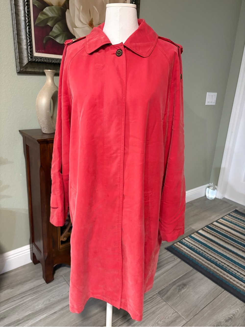 Burberry Coral-Red Single-Button Trench Coat